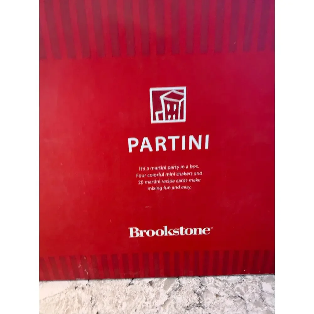 New Brookstone Partini Martini Shaker Set of 4 Colored Shakers Martini Cards JM